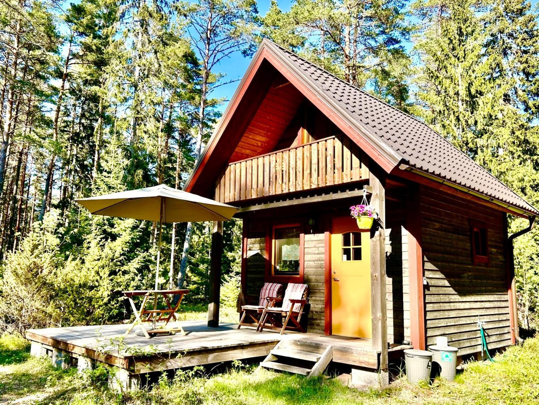 Veela Metsamaja Villa Noarootsi Buitenkant foto